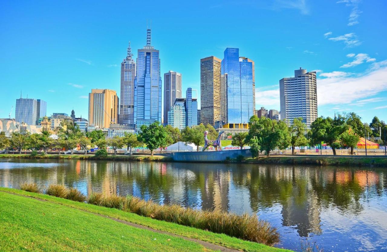 Metro Apartments On Bank Place Melburne Exterior foto